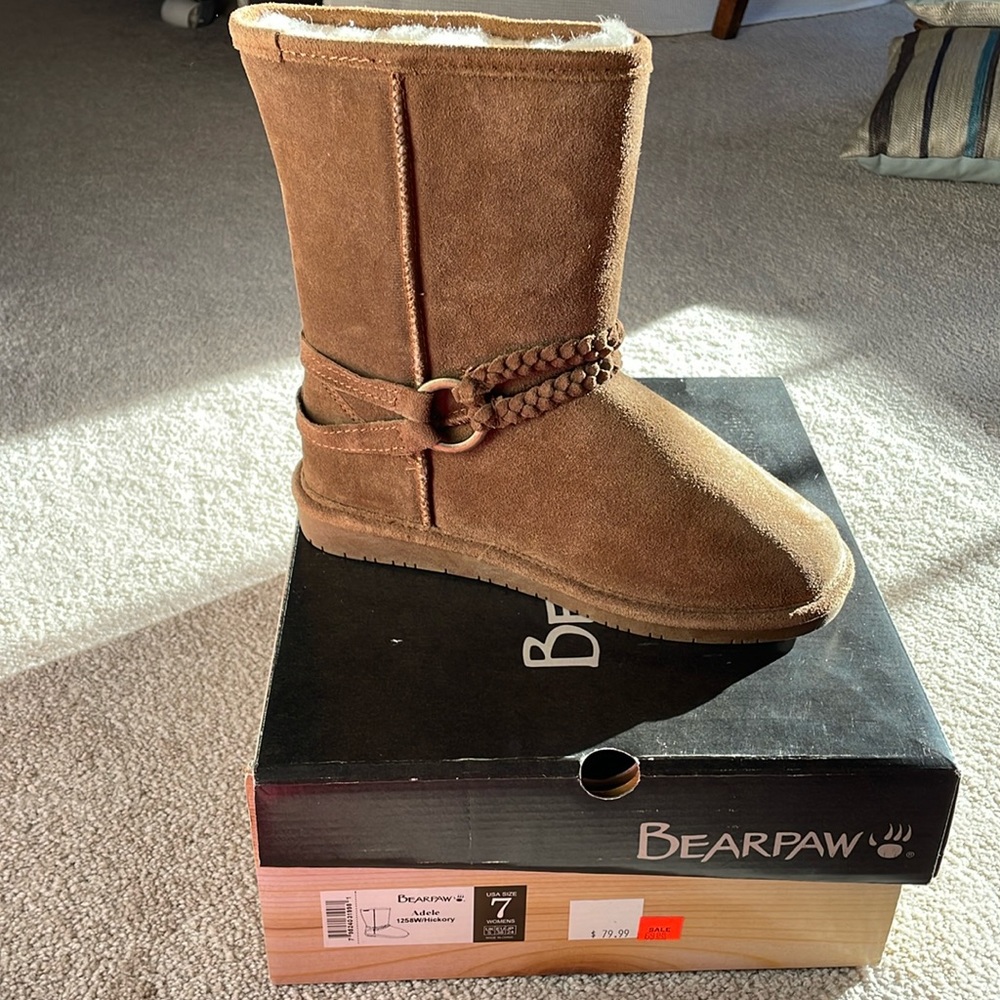 Brand new Bearpaw Adele women’s boot size 7